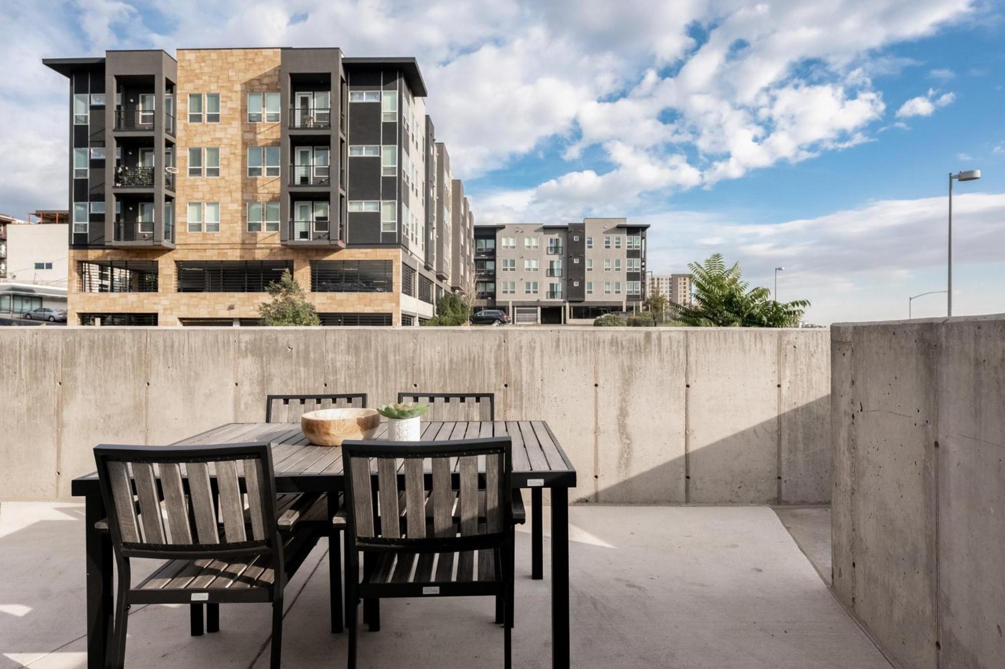 Brand New Condo - Walk To Empower Stadium - Tesoro DEN Exterior foto